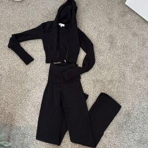 Frankie’s Bikinis black knit pant set XS